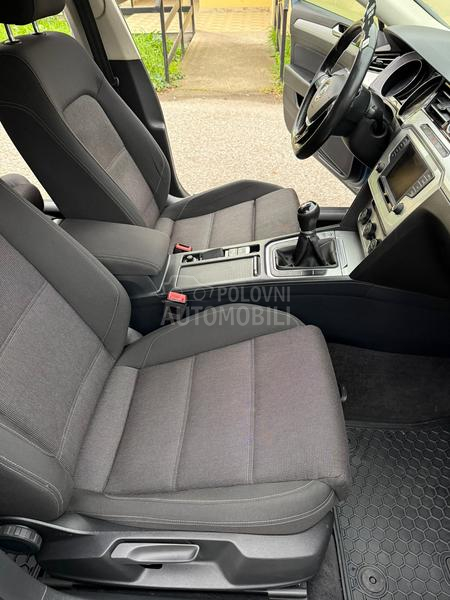 Volkswagen Passat B8 1.6TDI/HIGHLINE/0PIS