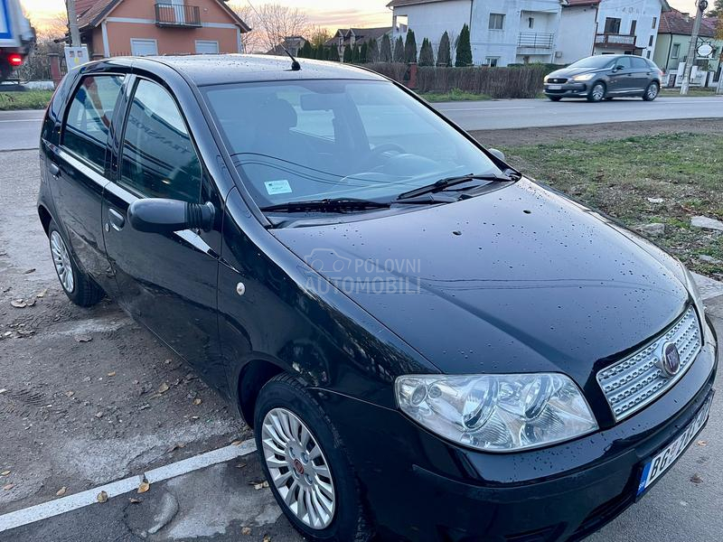 Fiat Punto 1.2 8v emotion