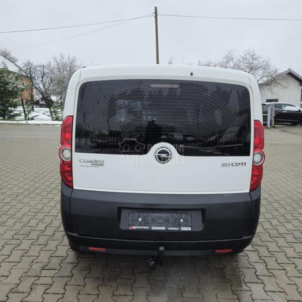 Opel Combo 2.0 CDTi CH NOV