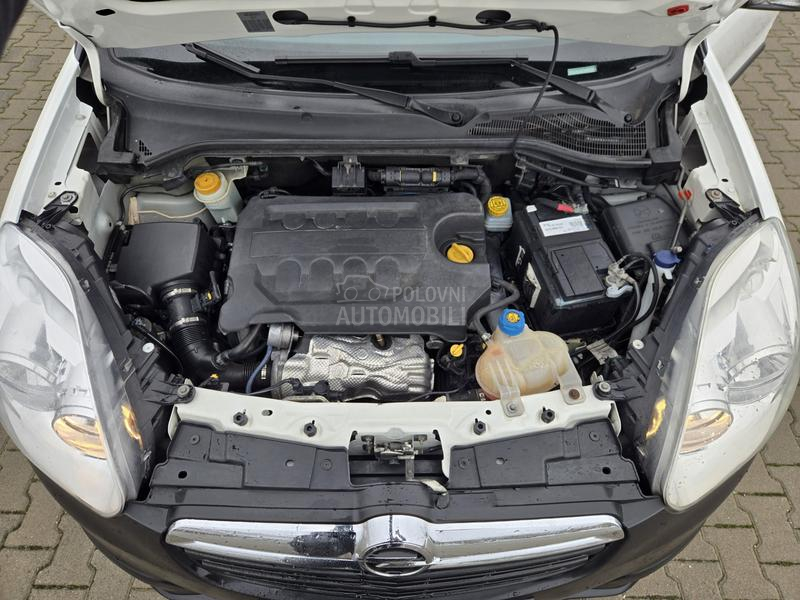 Opel Combo 2.0 CDTi CH NOV