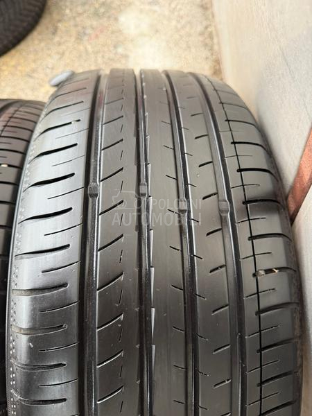Yokohama 225/50 R17 Letnja