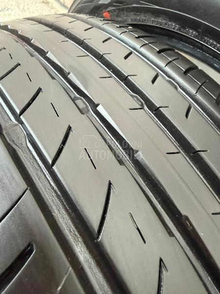 Yokohama 225/50 R17 Letnja