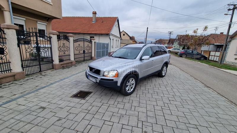 Volvo XC90 