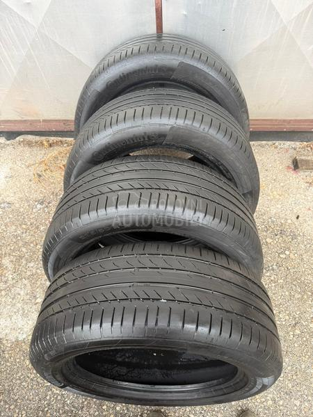 Continental 235/50 R17 Letnja