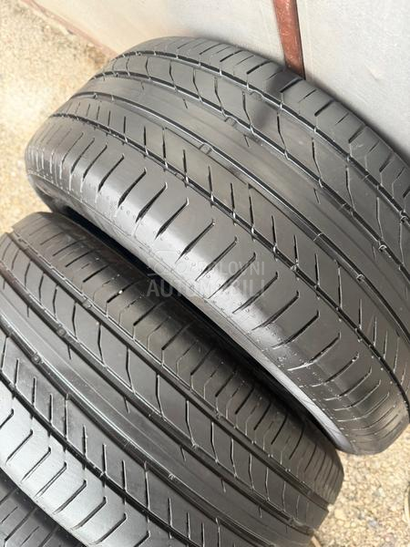 Continental 235/50 R17 Letnja