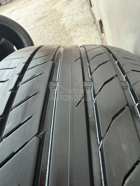 Continental 235/50 R17 Letnja