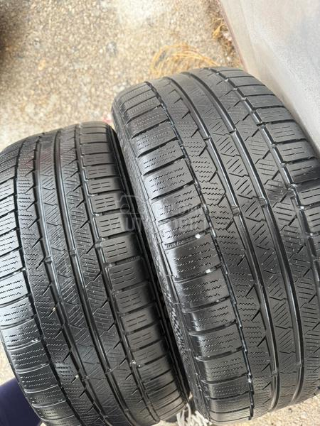 Continental 225/40 R18 Zimska