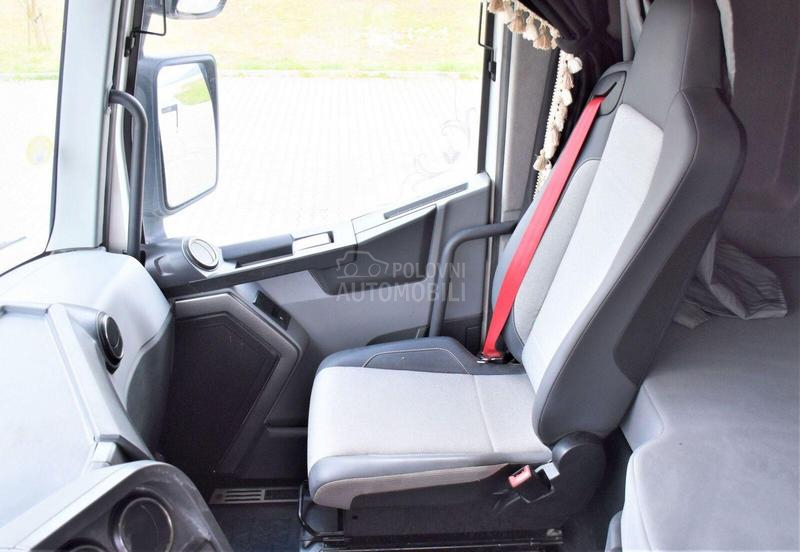 Renault C 460/HMF/LUS1043