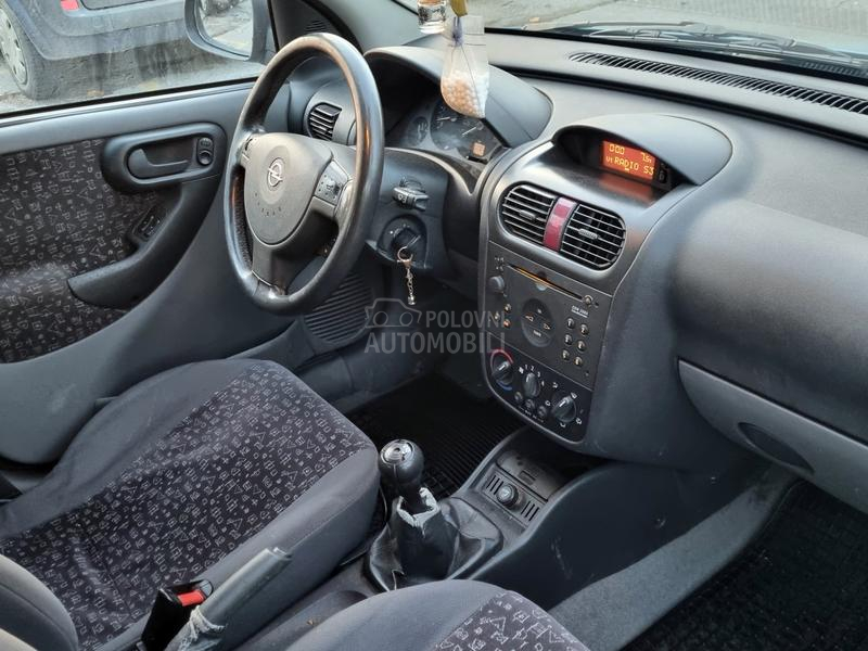 Opel Corsa C 1.4b/CH/BUKVALNO N0V