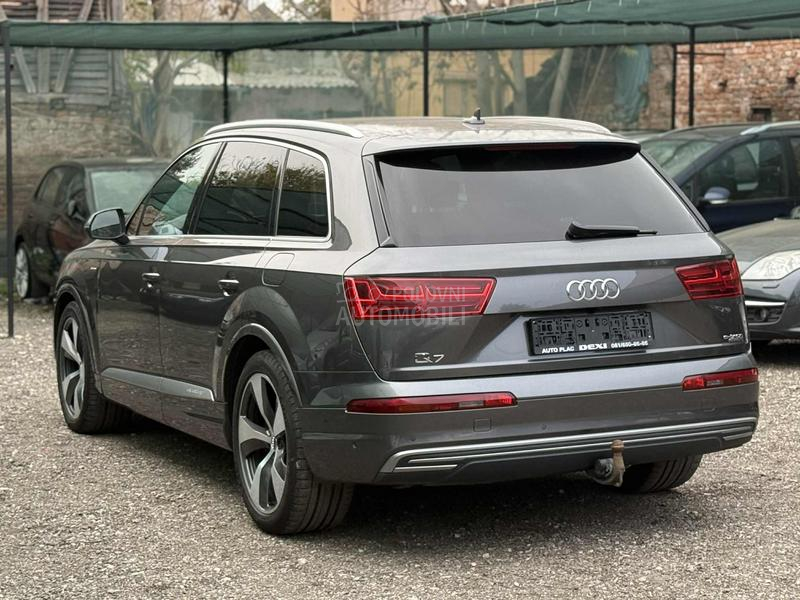Audi Q7 E TRON