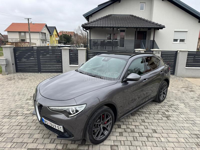 Alfa Romeo Stelvio Veloce