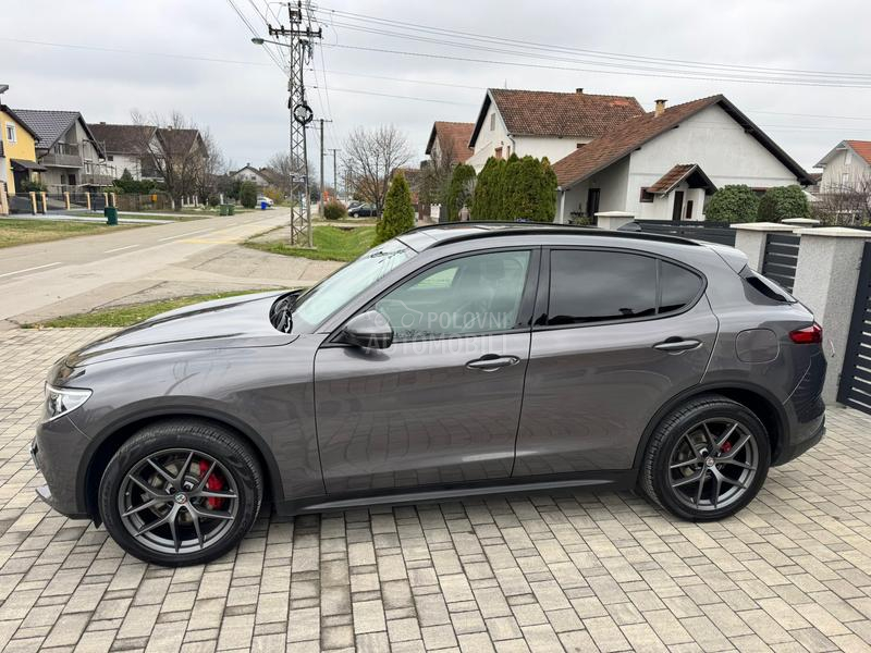 Alfa Romeo Stelvio Veloce