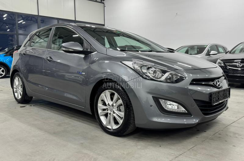Hyundai i30 1.6 GDI LED CH