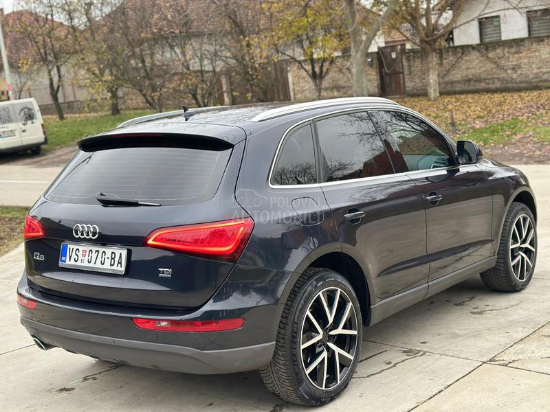 Audi Q5 2.0 TDI LED/N.A.V.I