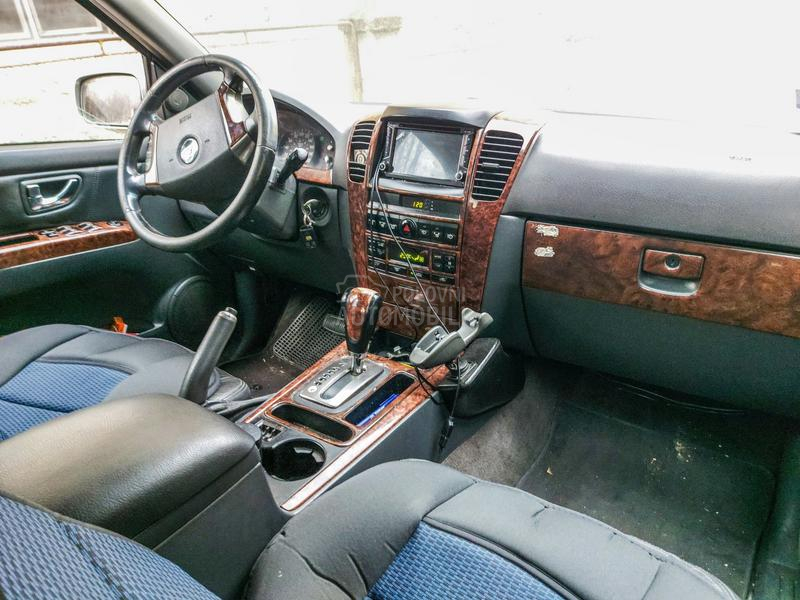 Kia Sorento 2,5 crd TOD EX AT