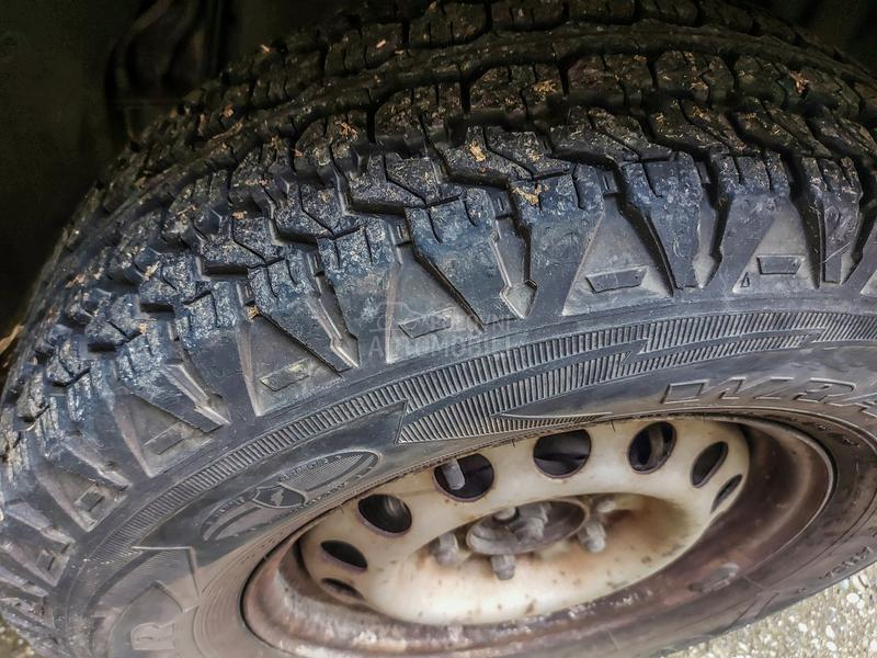 Kia Sorento 2,5 crd TOD EX AT