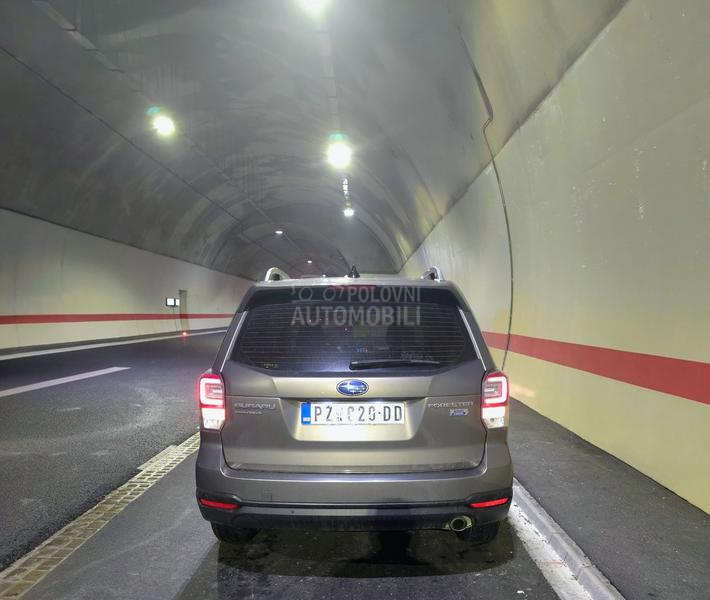 Subaru Forester 2.0 BOXER