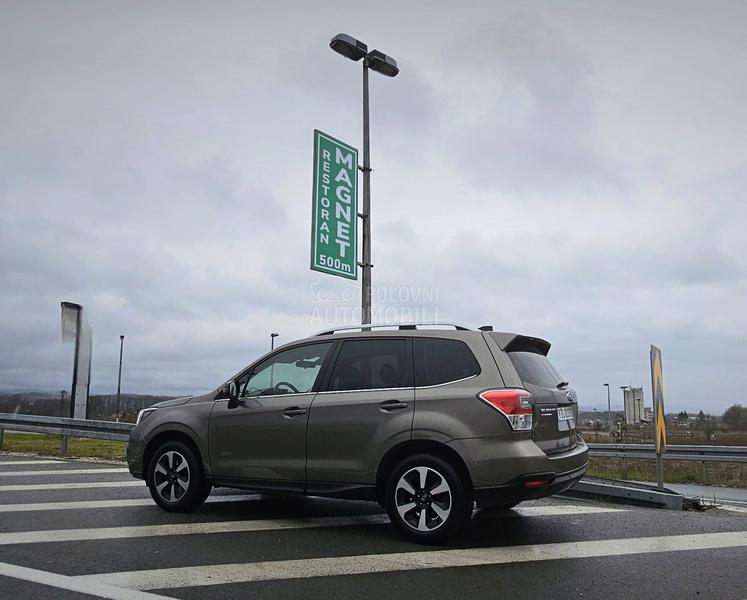 Subaru Forester 2.0 BOXER