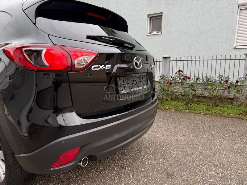 Mazda CX-5 2.0 SKYACTIV NAV CH