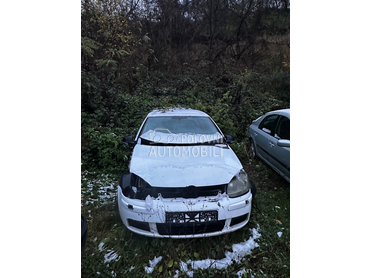 Komplet auto za Volkswagen Golf 5 za 2005. god.