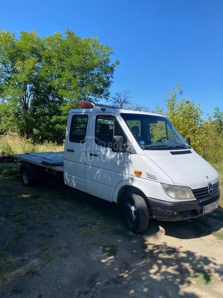 Mercedes Benz Sprinter 
