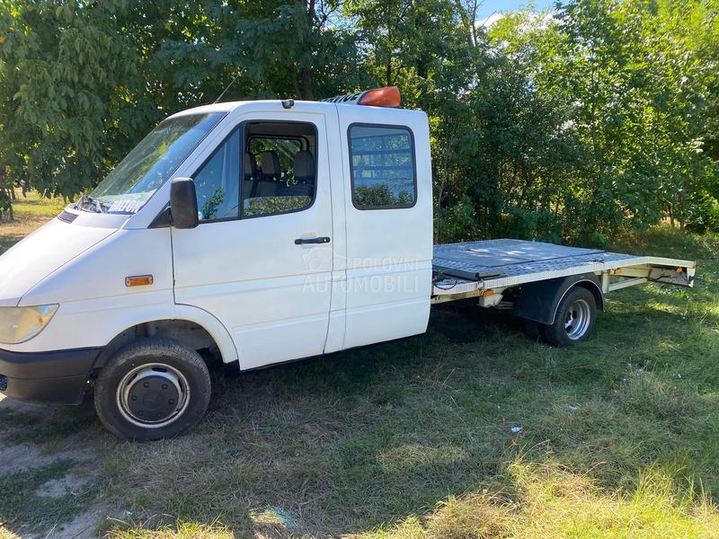 Mercedes Benz Sprinter 