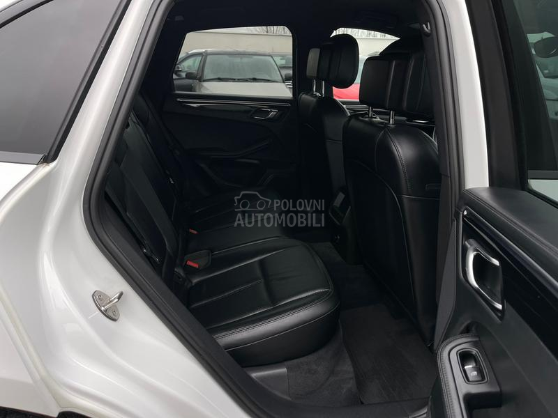 Porsche Macan S CH