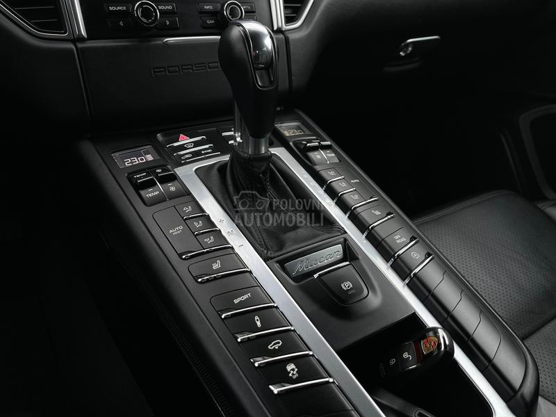 Porsche Macan S CH