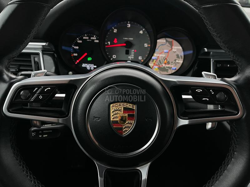 Porsche Macan S CH
