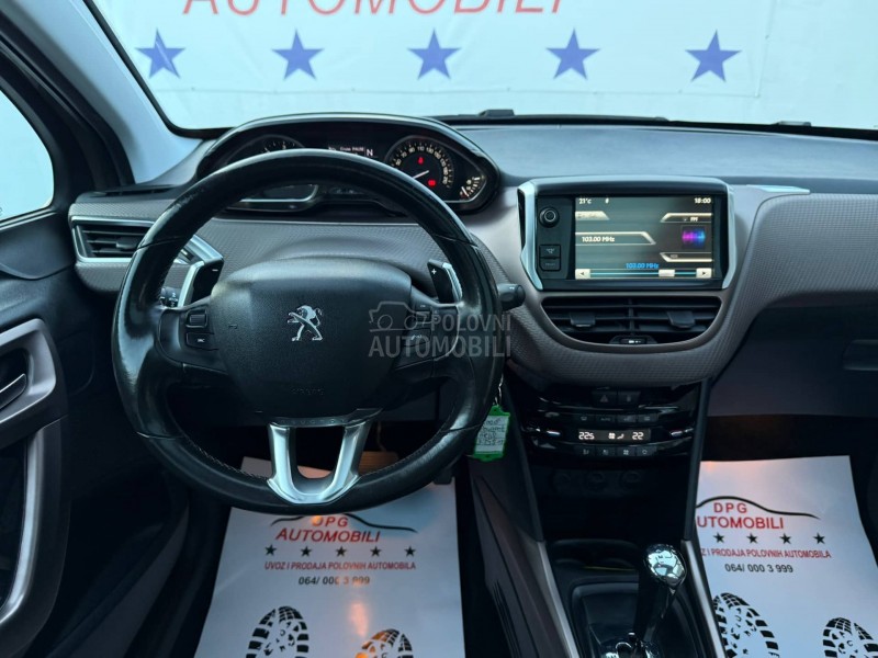 Peugeot 2008 1.6HDI ALLURE/AUT