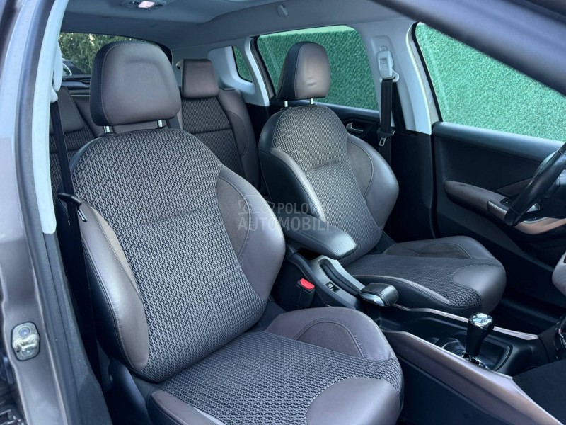 Peugeot 2008 1.6HDI ALLURE/AUT