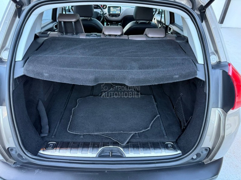 Peugeot 2008 1.6HDI ALLURE/AUT