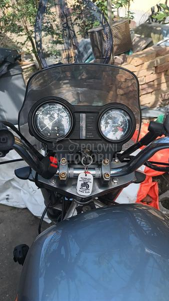 Honda NTV 650 revere