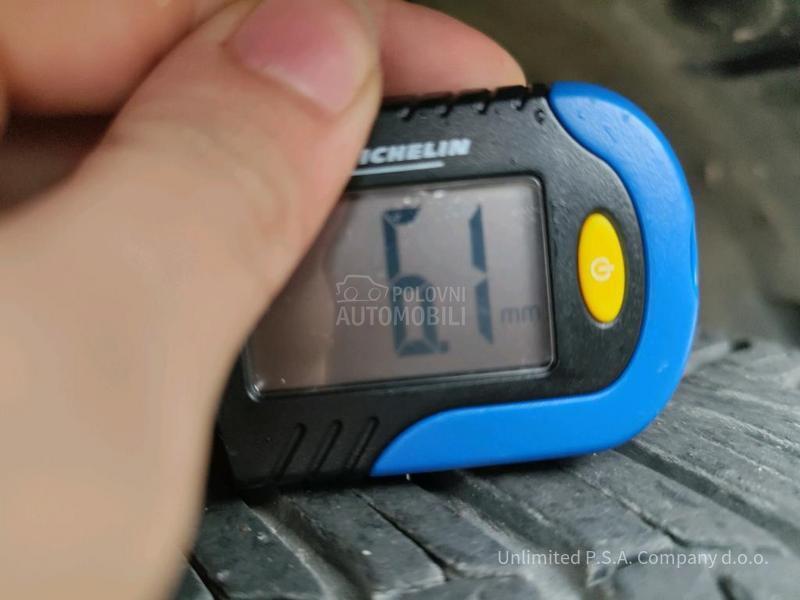 Mercedes Benz B 180 B 180