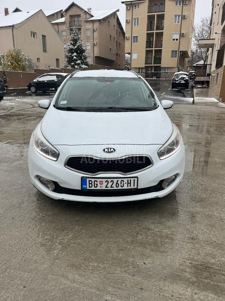 Kia cee`d sw 