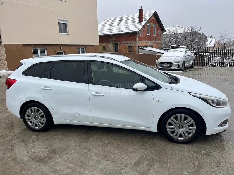 Kia cee`d sw 