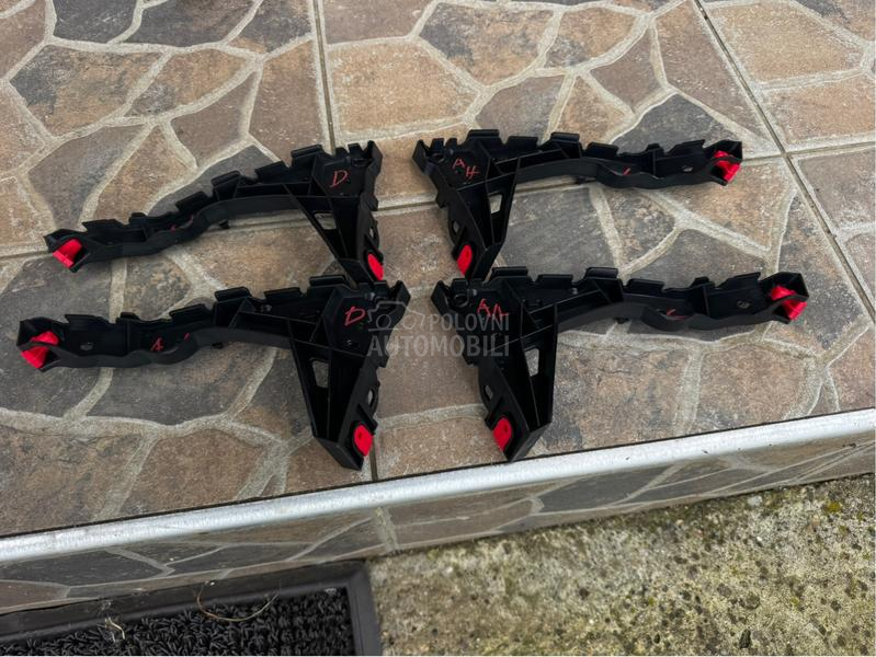 Nosac prednjeg branika