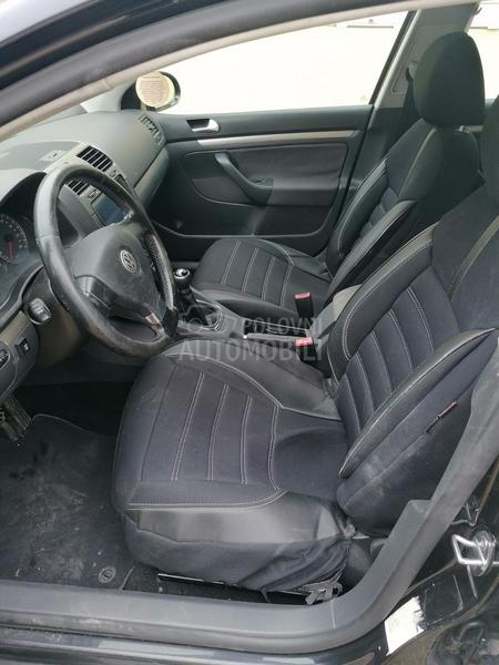 Volkswagen Golf 5 1.6 TNG