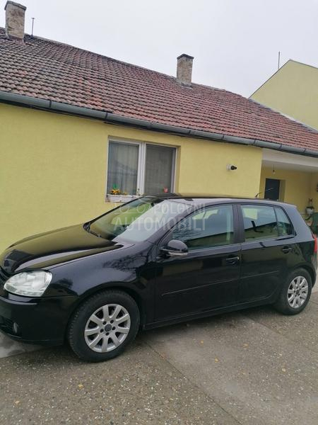 Volkswagen Golf 5 1.6 TNG