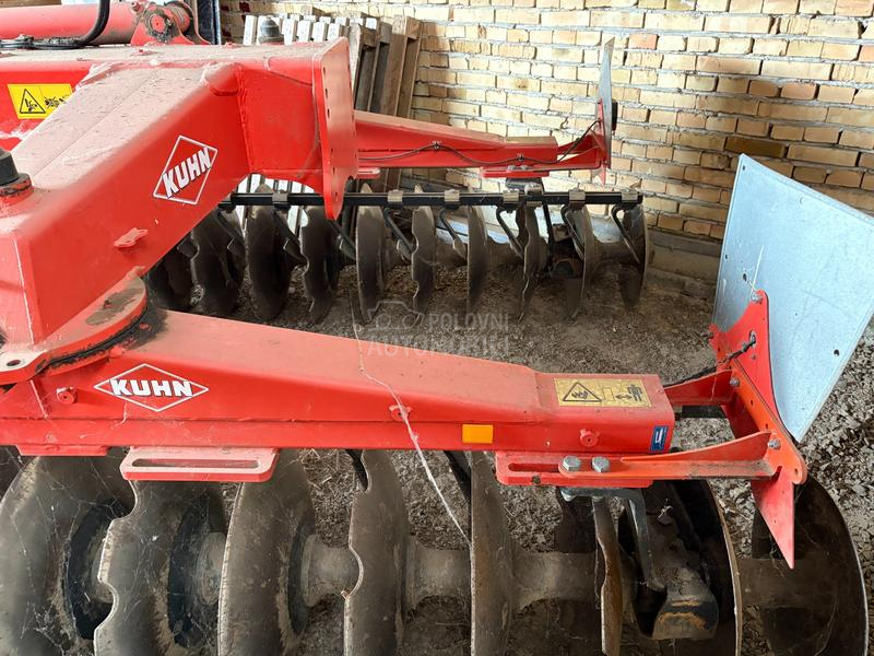 Kuhn XM 36/660