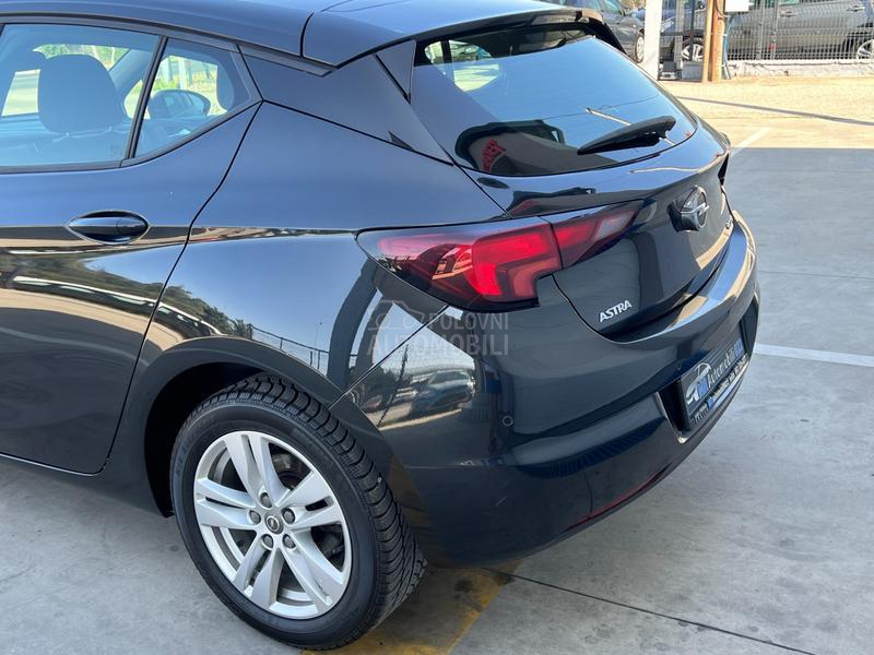 Opel Astra K 1.6CDTi DYNAMIC/NAAV