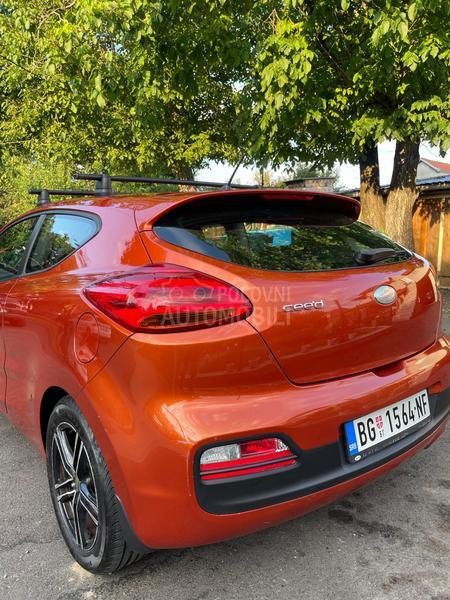 Kia pro_cee`d 