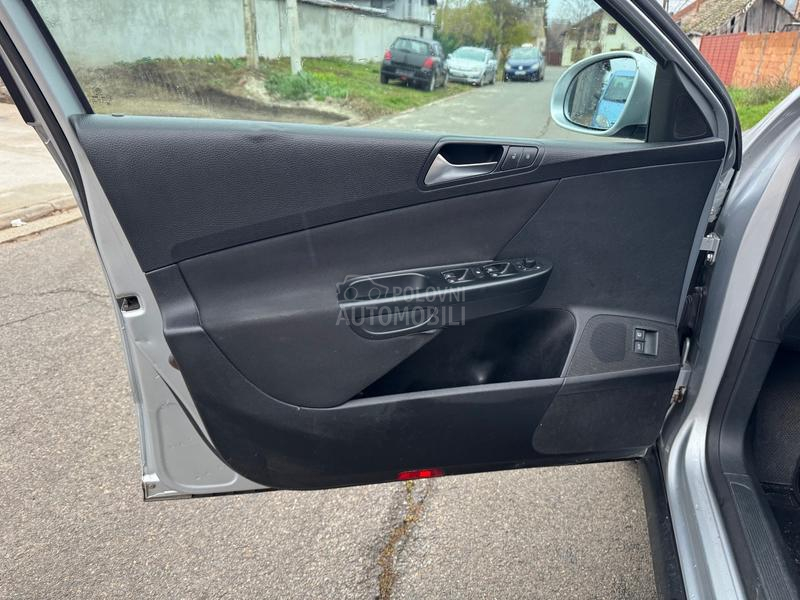 Volkswagen Passat B6 DSG, Comon Rejl