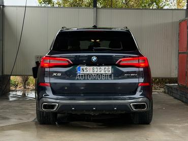 BMW X5 M 30d M-HYBRID