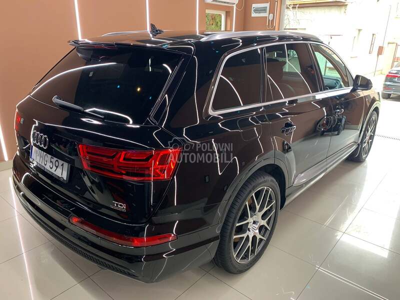 Audi Q7 3.0 Quattro S line