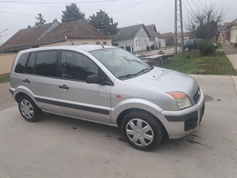 Ford Fusion 1.6