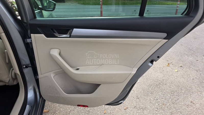 Škoda Superb 2.0 TDI STAYLE DSG