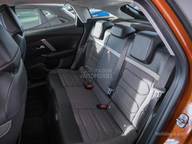 Citroen C4 1.2PureTech Head up