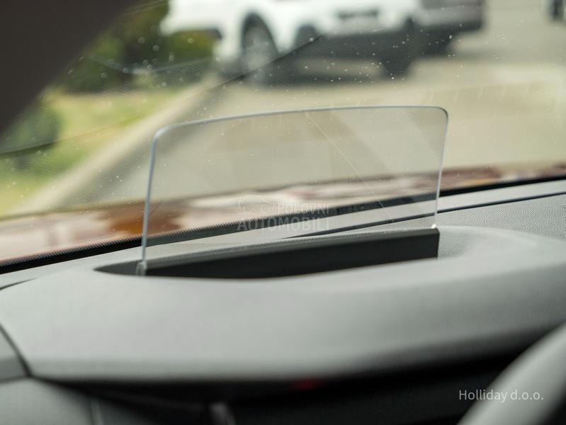 Citroen C4 1.2PureTech Head up