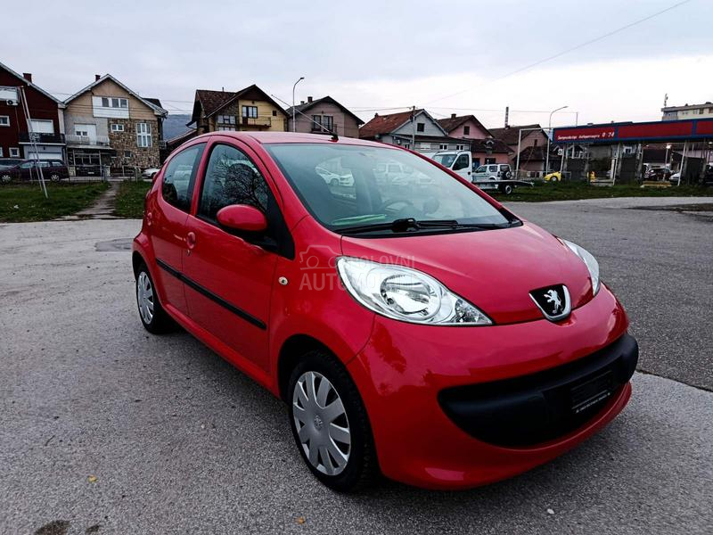 Peugeot 107 1.0 trendy